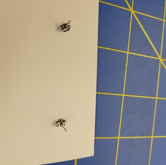 Trump Face Earrings 1/2" Stud - Picture 2 of 4